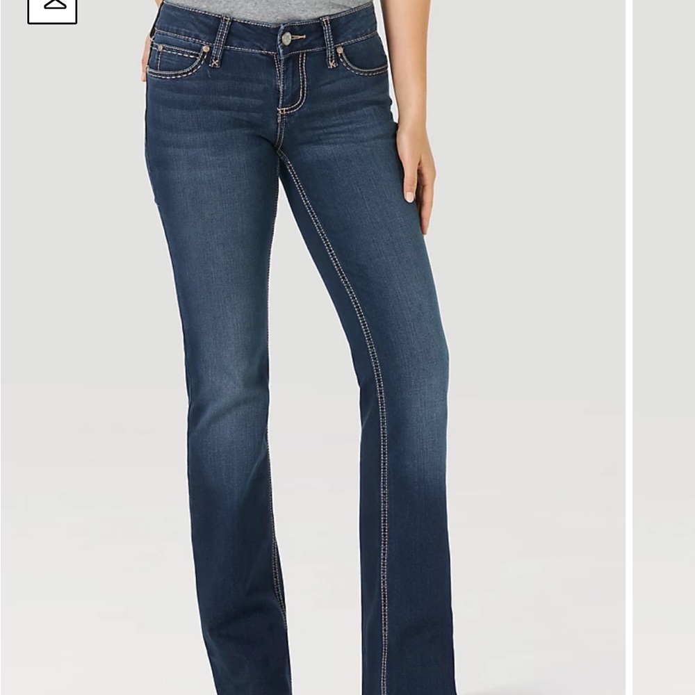 WOMEN'S WRANGLER RETRO® MAE MID RISE BOOTCUT JEAN 11X34
